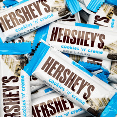 HERSHEY’S Cookies ‘n’ Creme Snack Size Bars 5 lbs. Bulk Candy Box