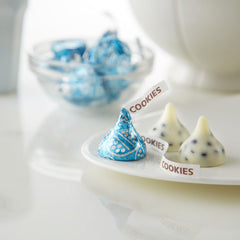 HERSHEY'S KISSES Cookies 'n' Creme Candy Share Pack, 9.1 oz